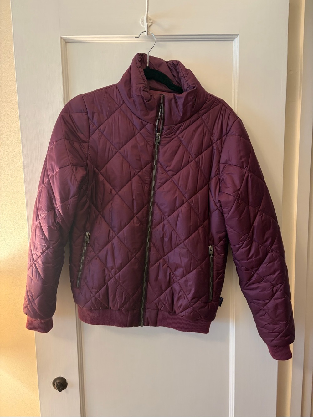 Patagonia Women's Quilted Puffer Jacket - Plum